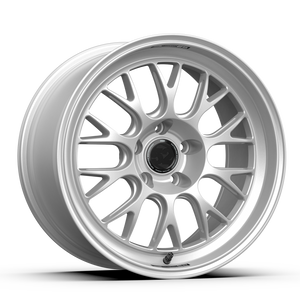 fifteen52 Holeshot RSR 19x9.5 5x120 22mm ET 72.56mm Center Bore Radiant Silver